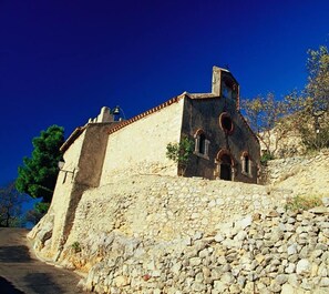 Exterior - Magnificent village house, 2 bedrooms + terrace (Fitou)