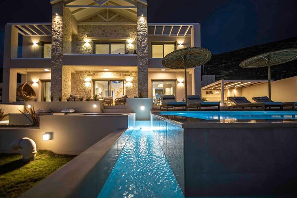 Front of property - Cielo e Mare Villas (Kissamos)