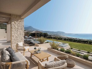 Villa Mare | Caja de seguridad en la habitación y decoración personalizada 