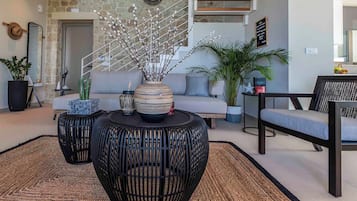 Villa Mare | Living area | Video game console