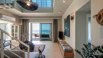 Villa Mare | Living area | Video game console