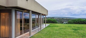 Incognito—An Exclusive Oceanfront Estate