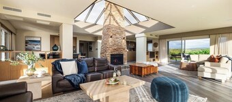 Incognito—An Exclusive Oceanfront Estate