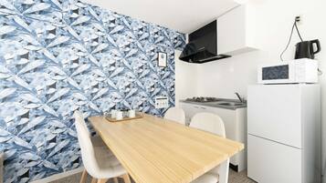 Habitación cuádruple familiar (Standard) | 1 dormitorio, escritorio, wifi gratis