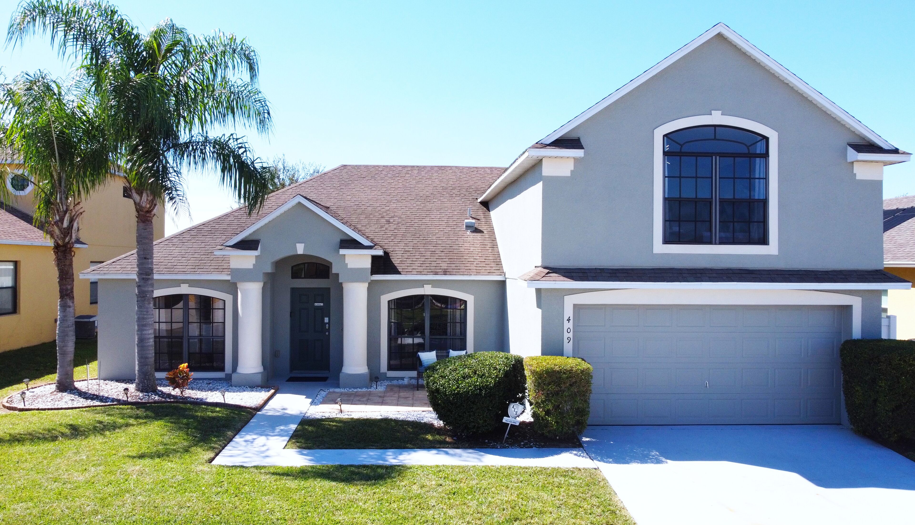 Gorgeous 5 Bed Game Room Spa Pool Home Legacy Park