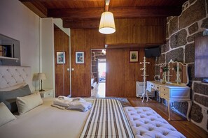 3 chambres, lit parapluie, Wi-Fi gratuit, draps fournis