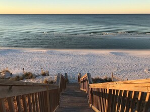 On the beach - Yellow House, Gulf Front, Private Steps to Beach, Available August 9-19! (Seagrove Beach)
