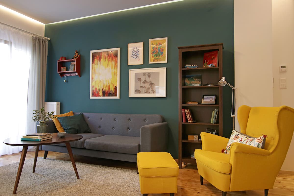 Superior Apartment, City View | Living area | 43-inch flat-screen TV with satellite channels, TV, Netflix