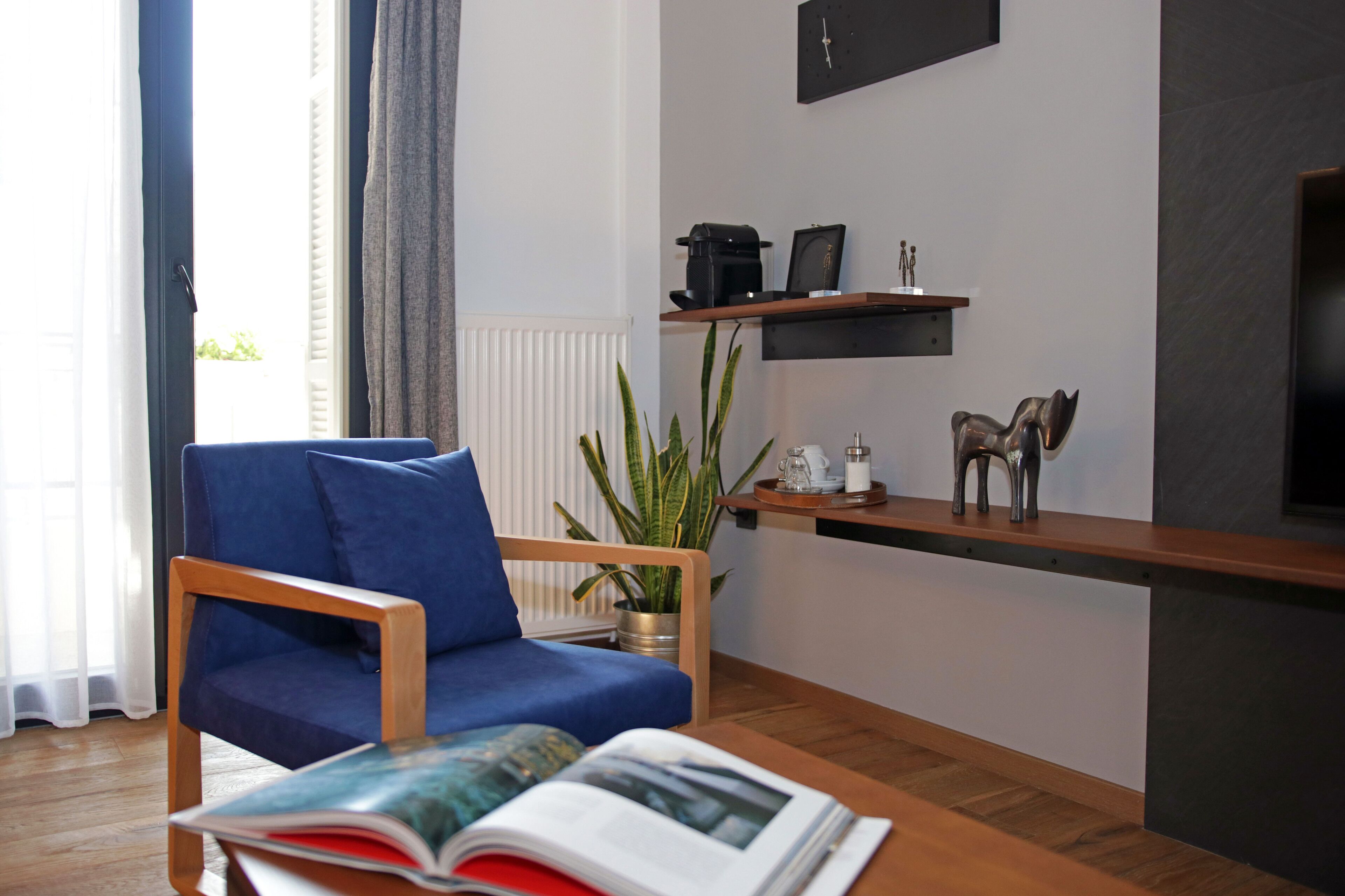 Premium Apartment | Living area | 43-inch flat-screen TV with satellite channels, TV, Netflix