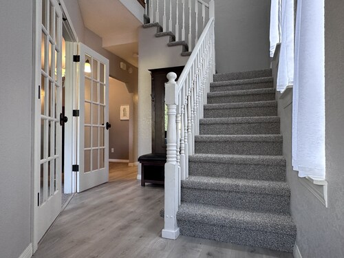 Cora Street Retreat - 2 bedrooms in Portland