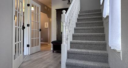 Cora Street Retreat - 2 bedrooms in Portland