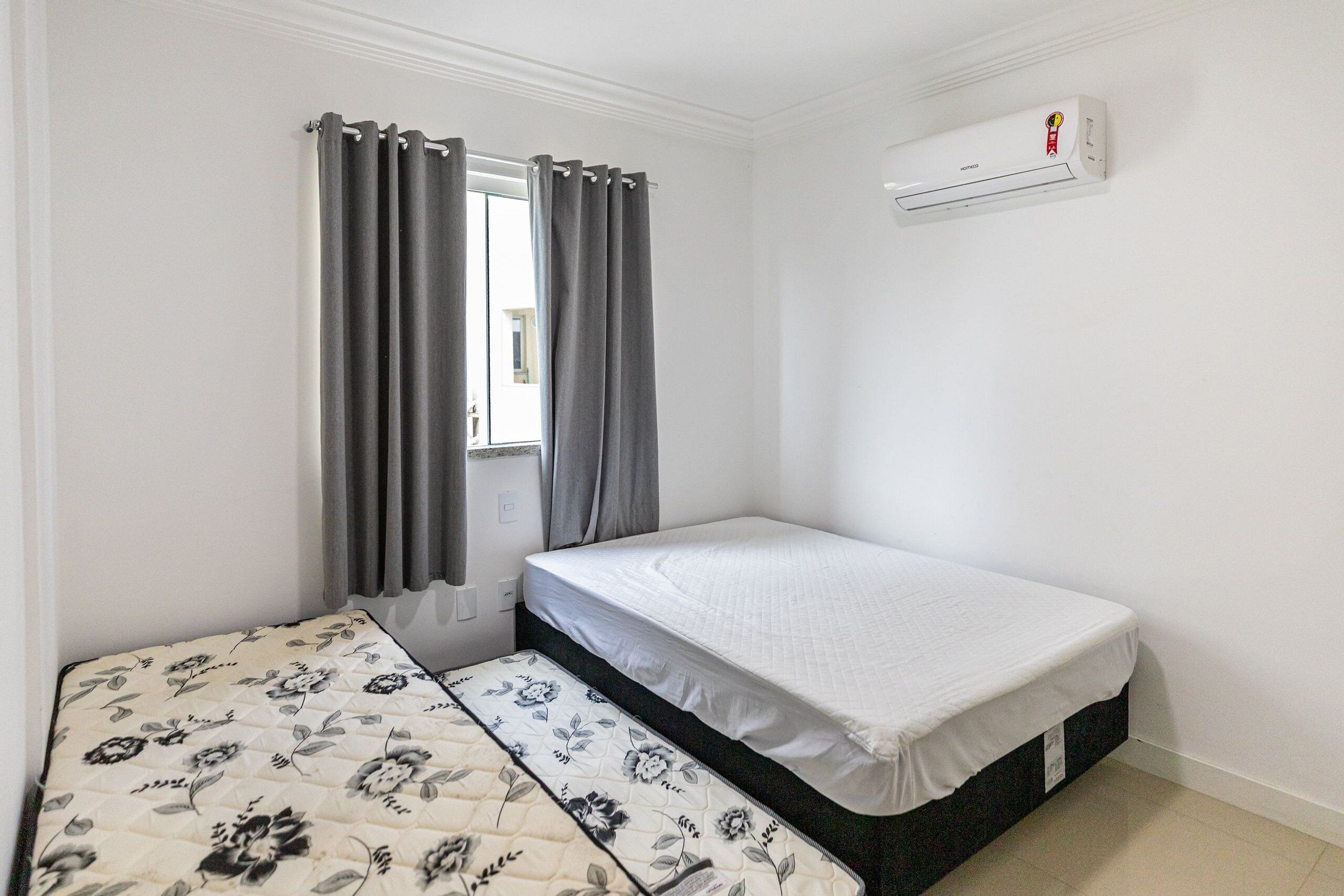 พื้นที่ทำงานแบบใช้แล็ปท็อป, เตารีด/โต๊ะรีดผ้า, Wi-Fi ฟรี