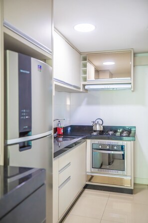 Comfort-Apartment (201B) | Eigene Küche | Kühlschrank, Mikrowelle, Herdplatte, Toaster