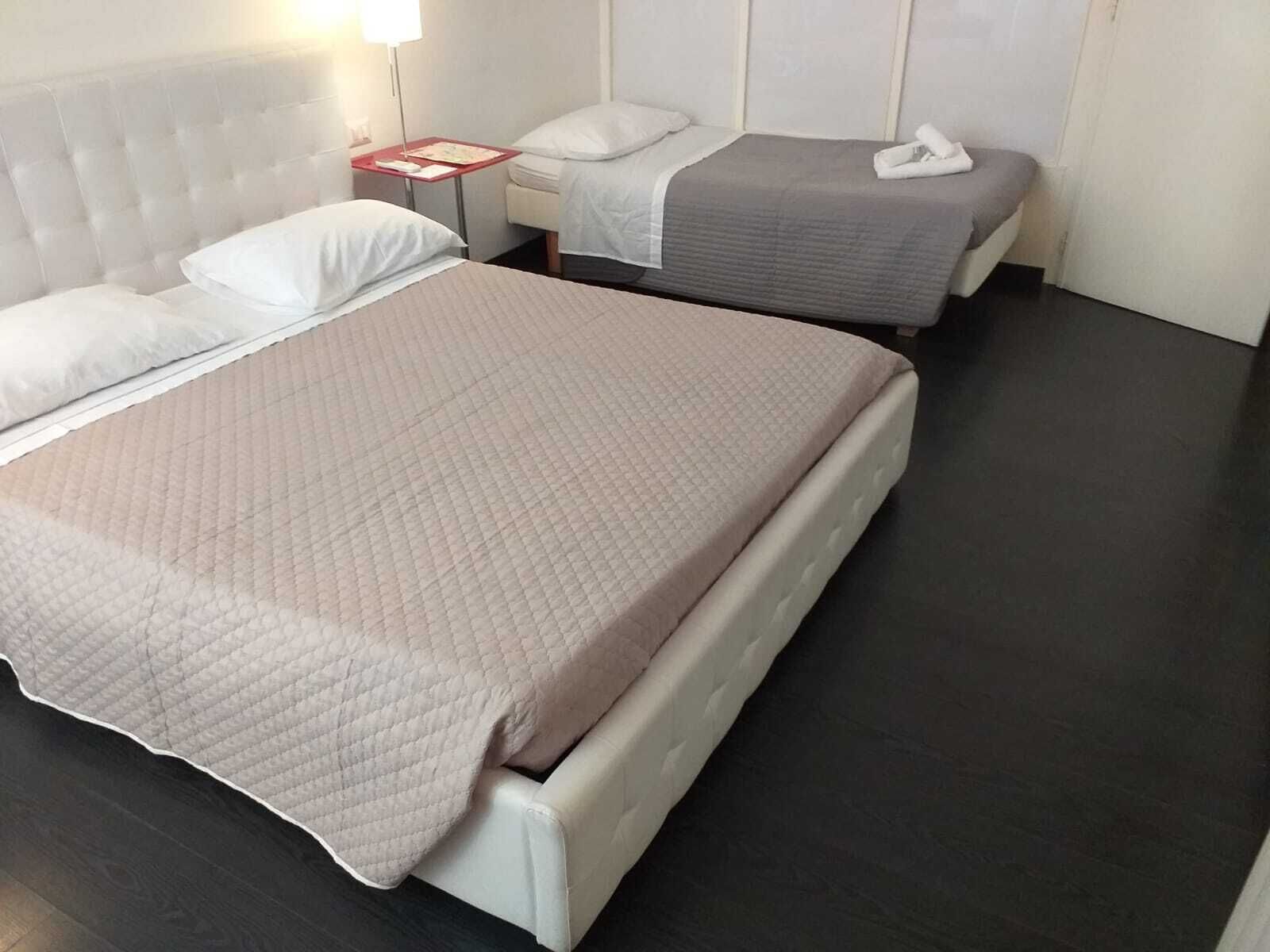 Free minibar, desk, soundproofing, iron/ironing board