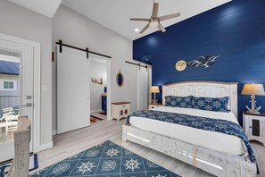 3 habitaciones, escritorio, tabla de planchar con plancha y wifi 