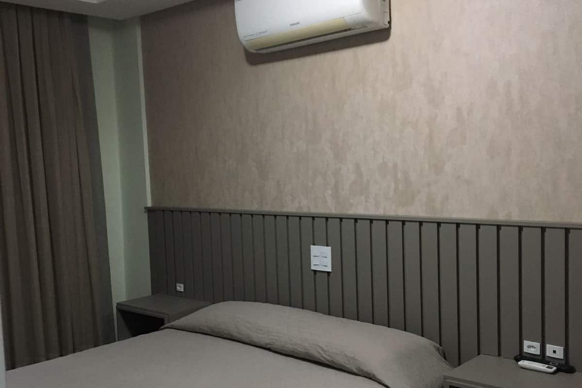 Standard Apartment | In-room safe, blackout drapes, WiFi (free), bed sheets