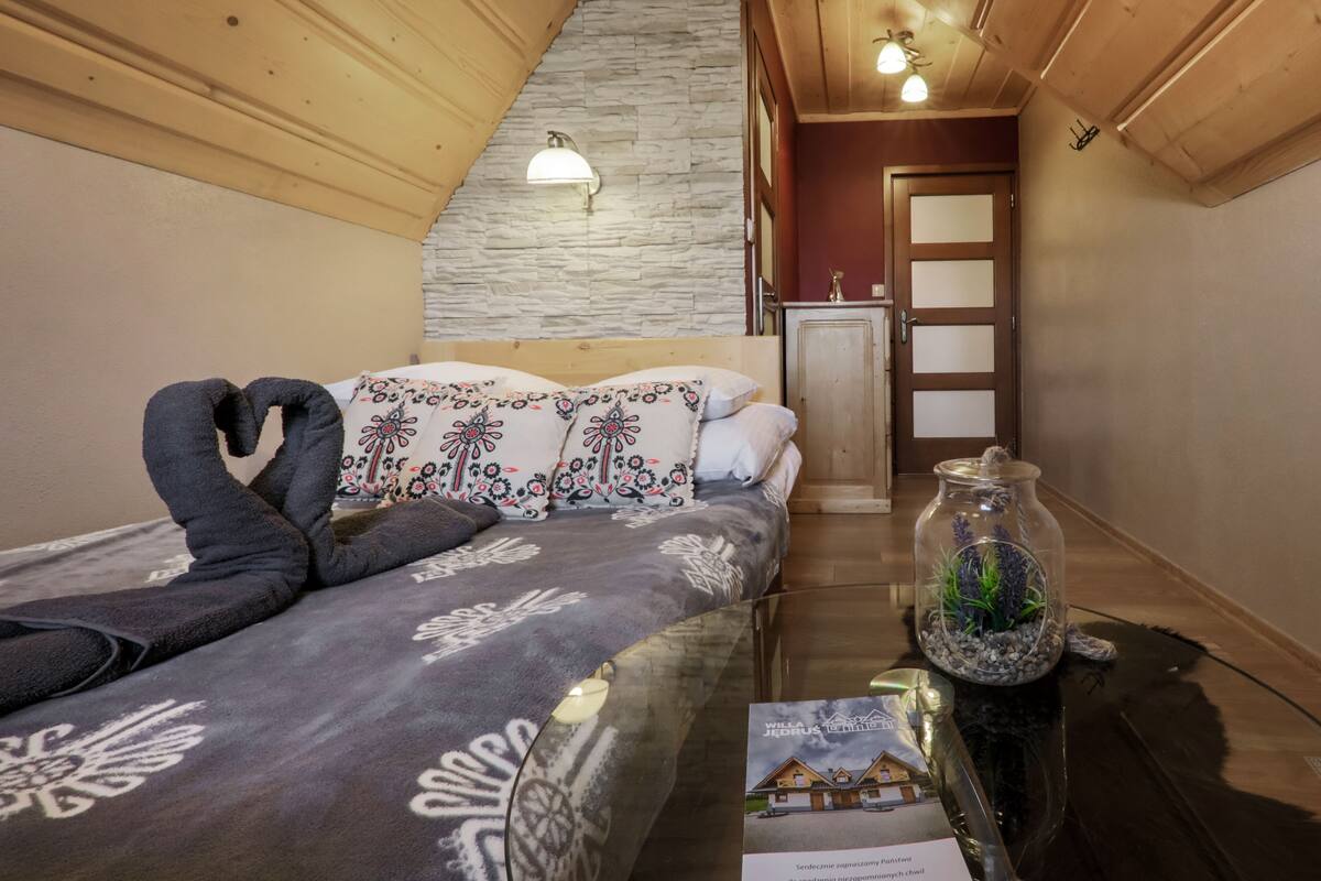 Comfort-Chalet | Hochwertige Bettwaren, schallisolierte Zimmer, Bügeleisen/Bügelbrett