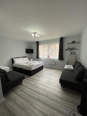 Studio, Private Bathroom | Miscellaneous - Comfort Cosy Stay (London)