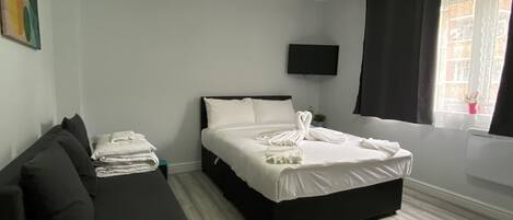 Studio, Private Bathroom | Miscellaneous