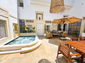 Superior Suite, Courtyard View | Terrace/patio - Dar Benti (Monastir)