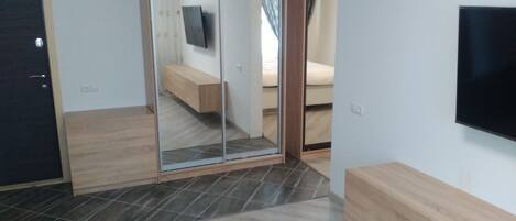 2 多间卧室、WiFi、床单