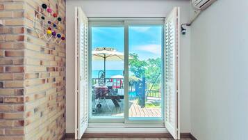 Kamar (102) | 1 kamar tidur dan didekorasi berbeda-beda