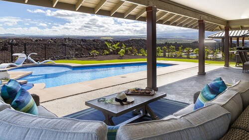 Top Rated 5 Bedroom with Private Heated Pool and Spa in Waikoloa Beach