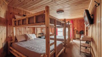 2 chambres, bureau, fer et planche à repasser, Wi-Fi gratuit