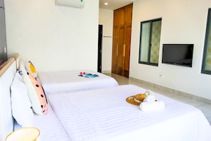 Luxury Villa, 6 Bedrooms, Private Bathroom | 4 bedrooms, premium bedding, Select Comfort beds, minibar - T P Luxury House (Da Nang)