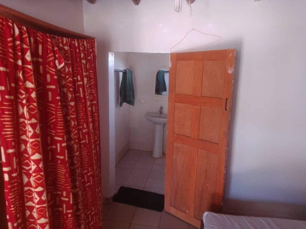 スタンダード トリプルルーム | バスルームのシンク