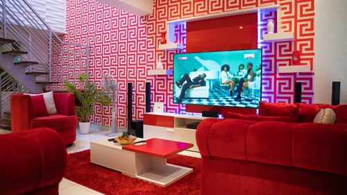 Harmony Homes: Apartment mit 2 Schlafzimmern und Terrasse