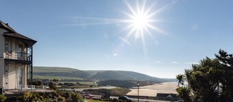 5* luxury pet friendly house in Woolacombe with hot tub and sea views