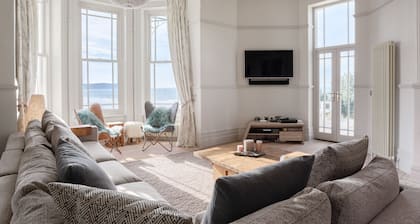 5* luxury pet friendly house in Woolacombe with hot tub and sea views