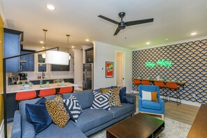 Télévision, vidéothèque