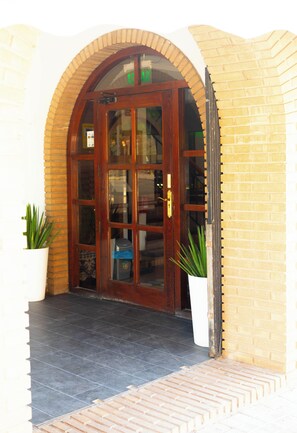 Property entrance - Hotel Sundos Feria Valencia (Valencia)