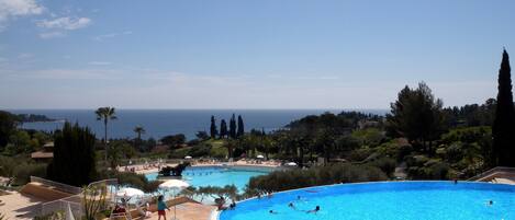 Piscine extérieure, piscine chauffée