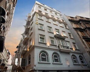 Exterior - Voir Hotel Pera (Istanbul)