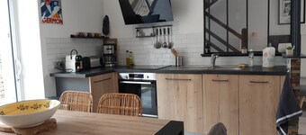 Pretty fisherman's house renovated in the city center