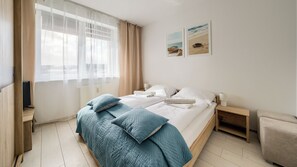 1 chambre, espace de travail pour ordinateur portable