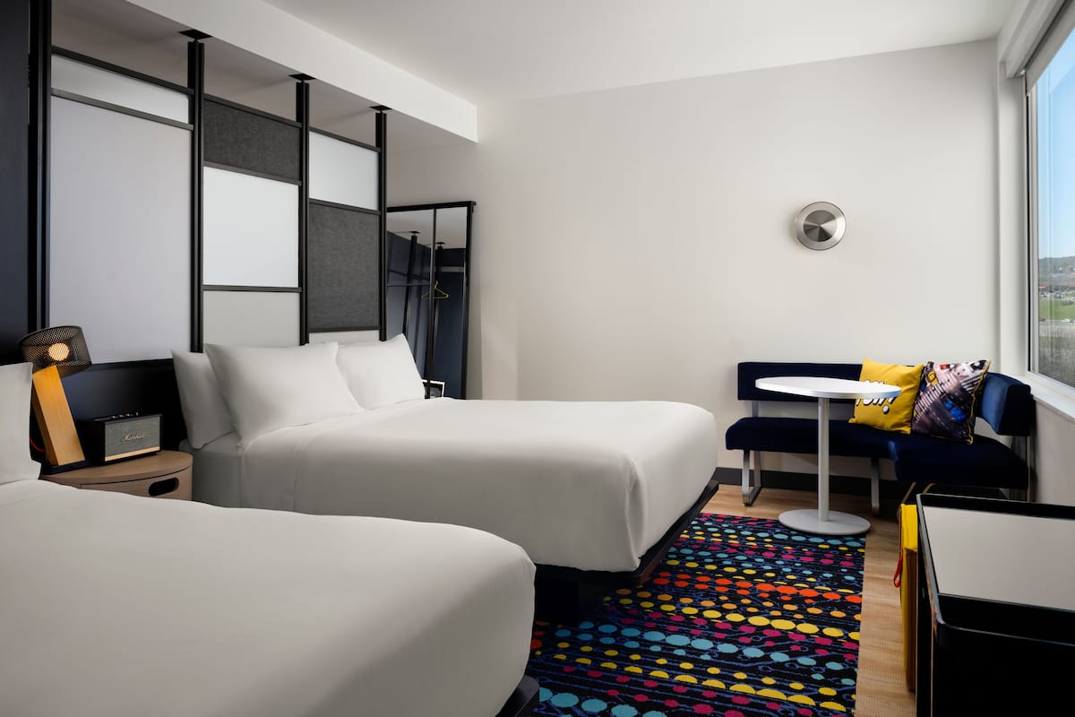 Hochwertige Bettwaren, Pillowtop-Betten, Zimmersafe
