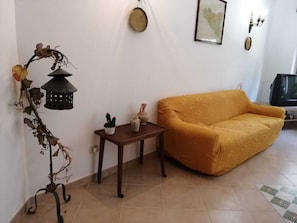 Villa, 3 Bedrooms | Living area