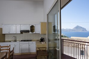 Vila, 5 kamar tidur | Dapur pribadi | Lemari es besar, microwave, oven, dan kompor