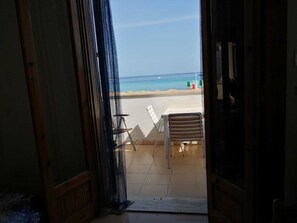 Appartement, 1 slaapkamer | Uitzicht op het water