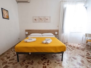 Apartment, 3 Schlafzimmer | 3 Schlafzimmer, individuell dekoriert, individuell eingerichtet