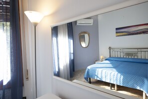 View from room - Villa Faro (San Vito Lo Capo)