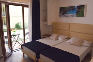 3 bedrooms, in-room safe, iron/ironing board, WiFi - Sorrento rooms APARTMENT (Sorrento)