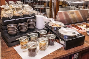 Daily buffet breakfast (EUR 14 per person) - Hotel Hagnauer Hof (Hagnau)