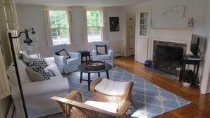 Unclassified image, 2 of 21, button - 201 Old Harbor Road - Three Bedroom House (Chatham)