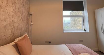 30 Beckenham Studios