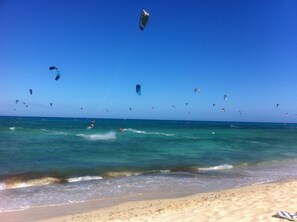 Beach nearby - Casa Coleman, one bedroom apartment with kitchen, bathroom, lounge and terrace. (Corralejo)